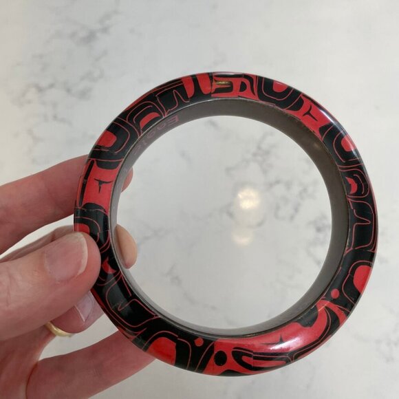 Eagle Resin Bracelet Handcrafted by Gordon White - Haida Red + Black Sz OS - Picture 3 of 4